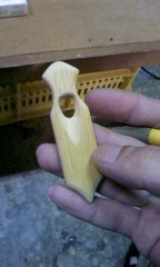 まずは大まかに形作り まずは大まかに形作り